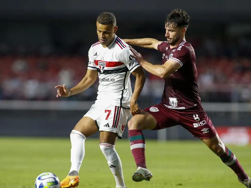 Campeões cariocas de 1995 pelo Fluminense se reúnem em Laranjeiras